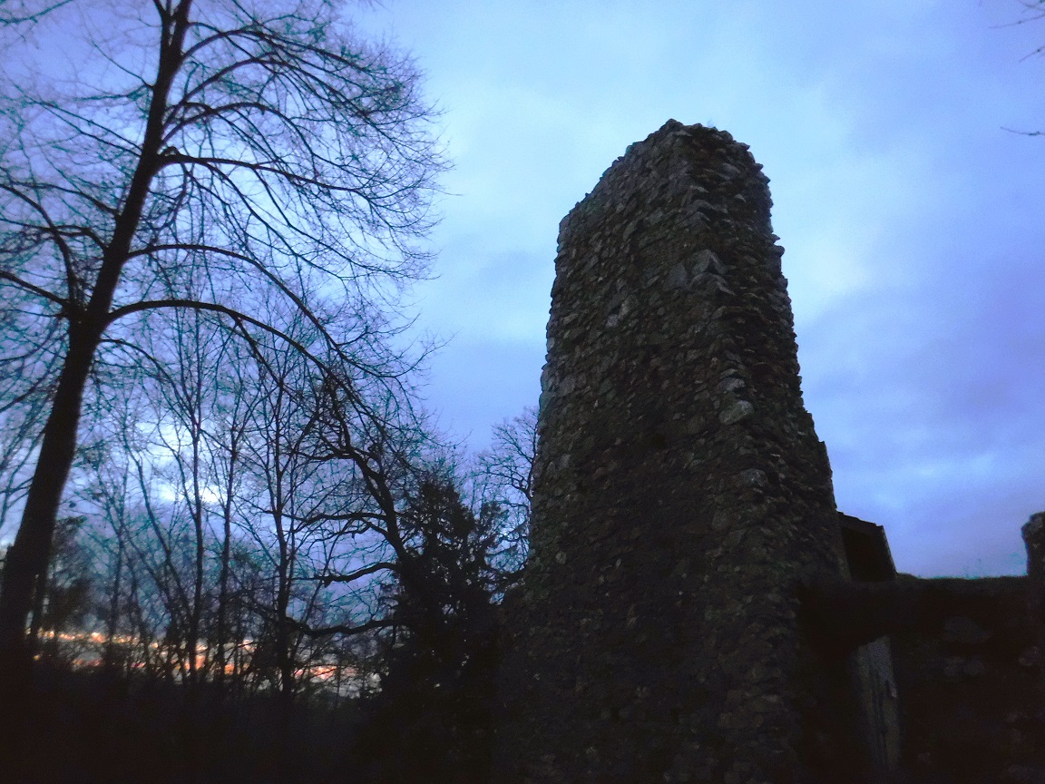 SOUMRAK NAD RABŠTEJNEM